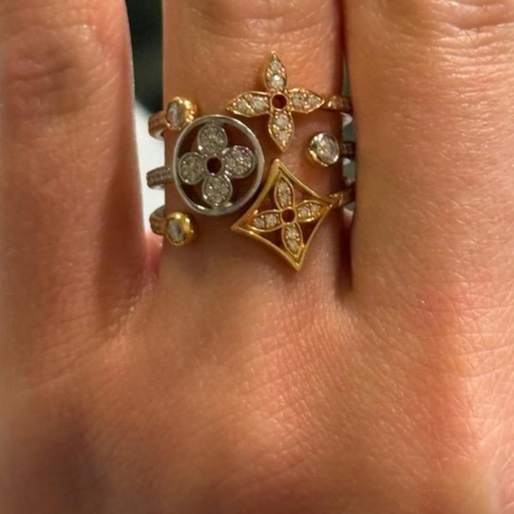 Authentic Louis Vuitton Idylle Blossom 18K Gold & Diamond Pave Ring Trio Set - Picture 1 of 5
